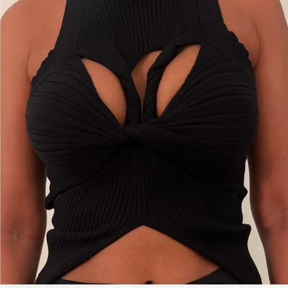 Black knitted top - Picture 2 of 3